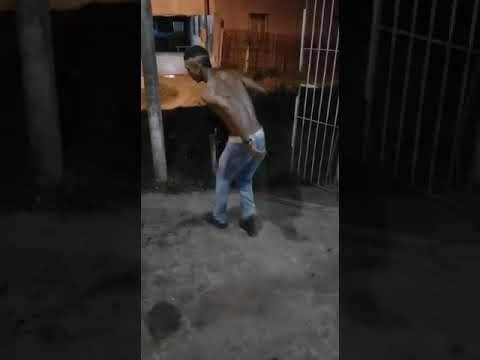 Segura o menino, só no caquiado
