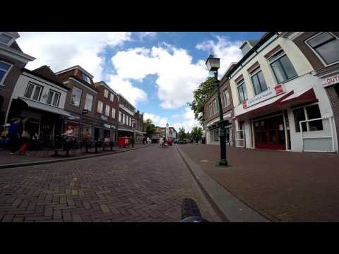 Cycling the old VOC city of Hoorn.