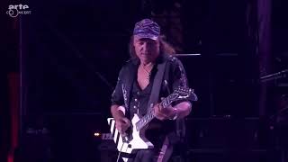 Scorpions - In The Line Of Fire (Live) Hellfest 2015