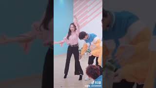 Download lagu Fei dancing to miss A's Hush On All For One mp3