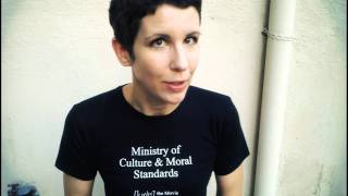 Buy the KINKS T-shirt