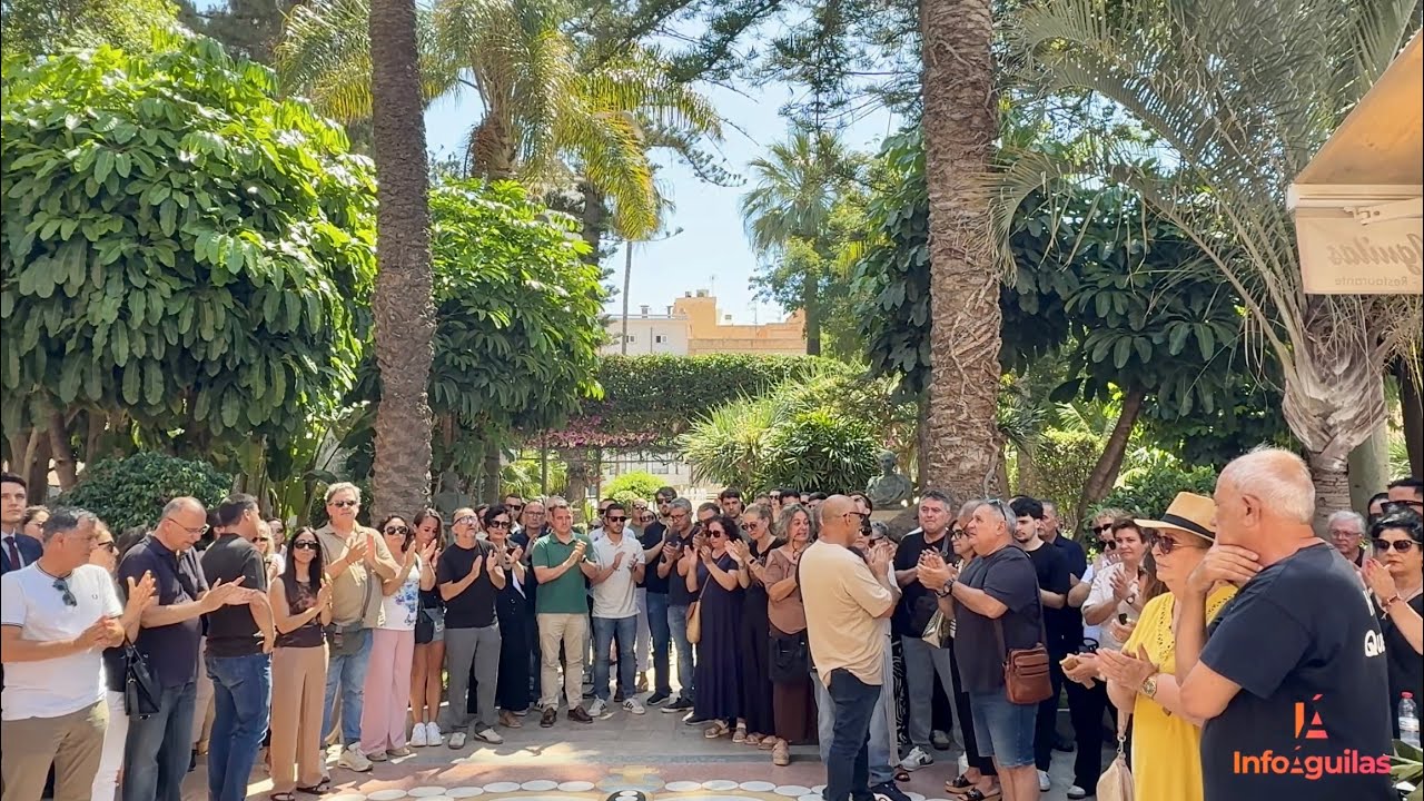 Minuto de silencio en señal de duelo por el fallecimiento de Cristóbal Martínez, presidente del Patronato Musical Aguileño