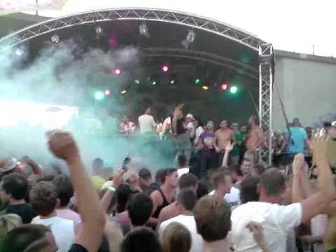 LOVE FAMILY PARK 06.07.2009 RICARDO&LUCIANO