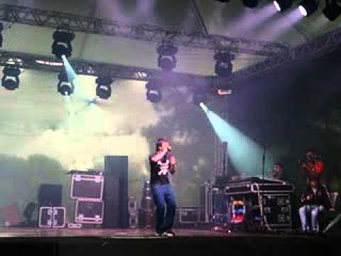 We Are! - Edu Costa - Ressaca Friends '10 (Animekê in Concert)