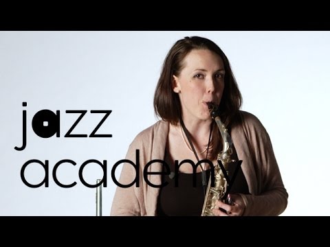 Part 2: Erica von Kleist Demonstrates Harmonics and Subtones