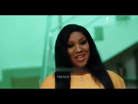 Une arrogante fille á papa tombe sous le charme de leur domestique 