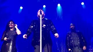 Johnny Reid - I Heard the Bells on Christmas Day / Amazing Grace - Moncton, NB - Nov.22, 2019