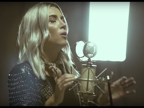Jesus Culture - Flood The Earth ft. Bryan & Katie Torwalt (Acoustic)