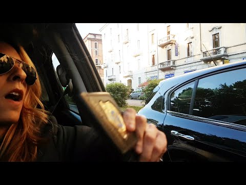 PRANK SCHERZO POLIZIA INSEGUIMENTO