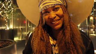 Erykah Badu - What&#39;s Yo Phone Number (Music Video)