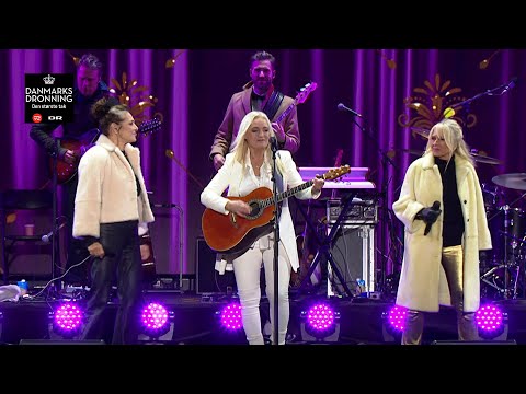 Anne, Sanne, Lis - Smuk & Dejlig (LIVE) | Danmarks Dronning - den største tak | DR1