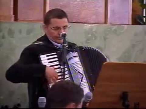 Fratele Daniliuc - Eu nu gasesc prin valurile vietii.flv