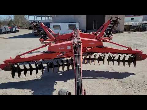 Kuhn DISCOVER XL 52, scrapers, scrubbers