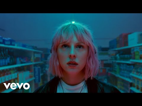 Fenne Lily - Solipsism (Official Video)