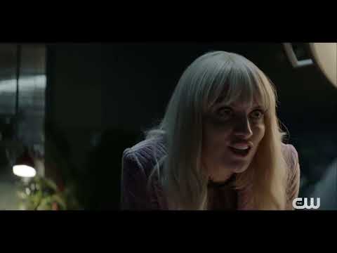 BATWOMAN 3x06 - HOW DOES GARDEN GROW