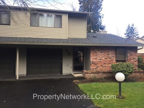 16641 NE Halsey St, Portland OR 97230