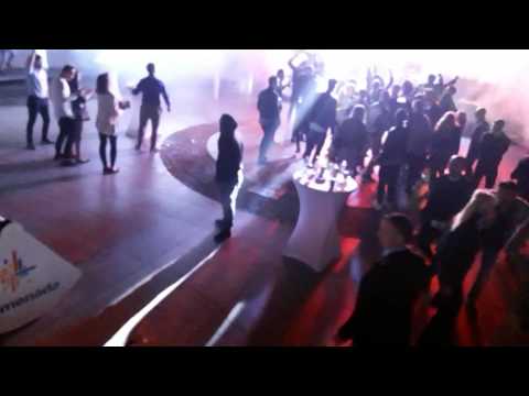 Party pe Promenada Mall