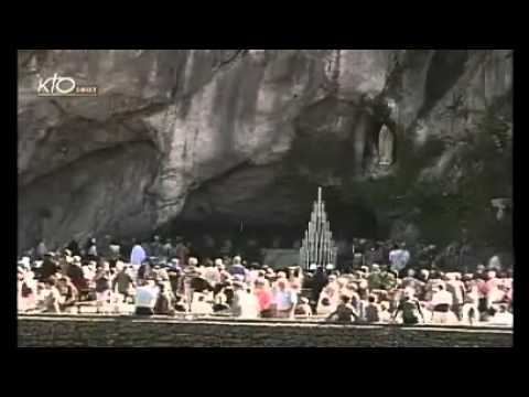 Chapelet à Lourdes