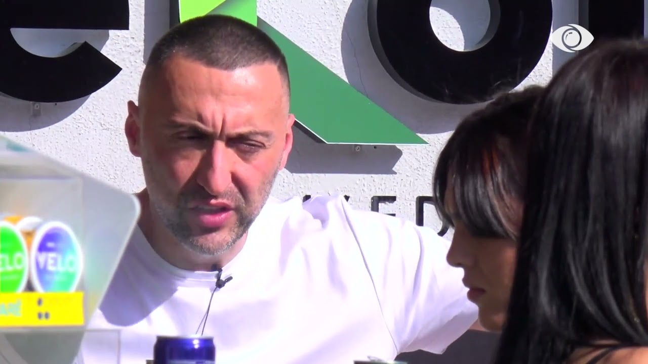 Jeni bërë grup i keq/ Livia bisedon me G Banin për lojën