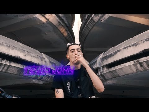 Tengo John - Holahoops Freestyle #1 (feat.Salakid)