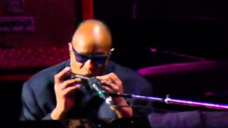 Stevie Wonder - Knocks Me Off My Feet 11-6-14 Madison Square Garden, NYC