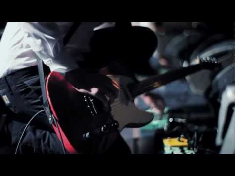 WhoMadeWho - Spejlvendt i VEGA