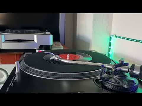 Tavares - More Than a Woman - Capitol - 1977 - 7" Record (45 Rpm)