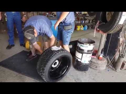 Quick update before paint day, Cosmis Racing wheels have Nitto tires!