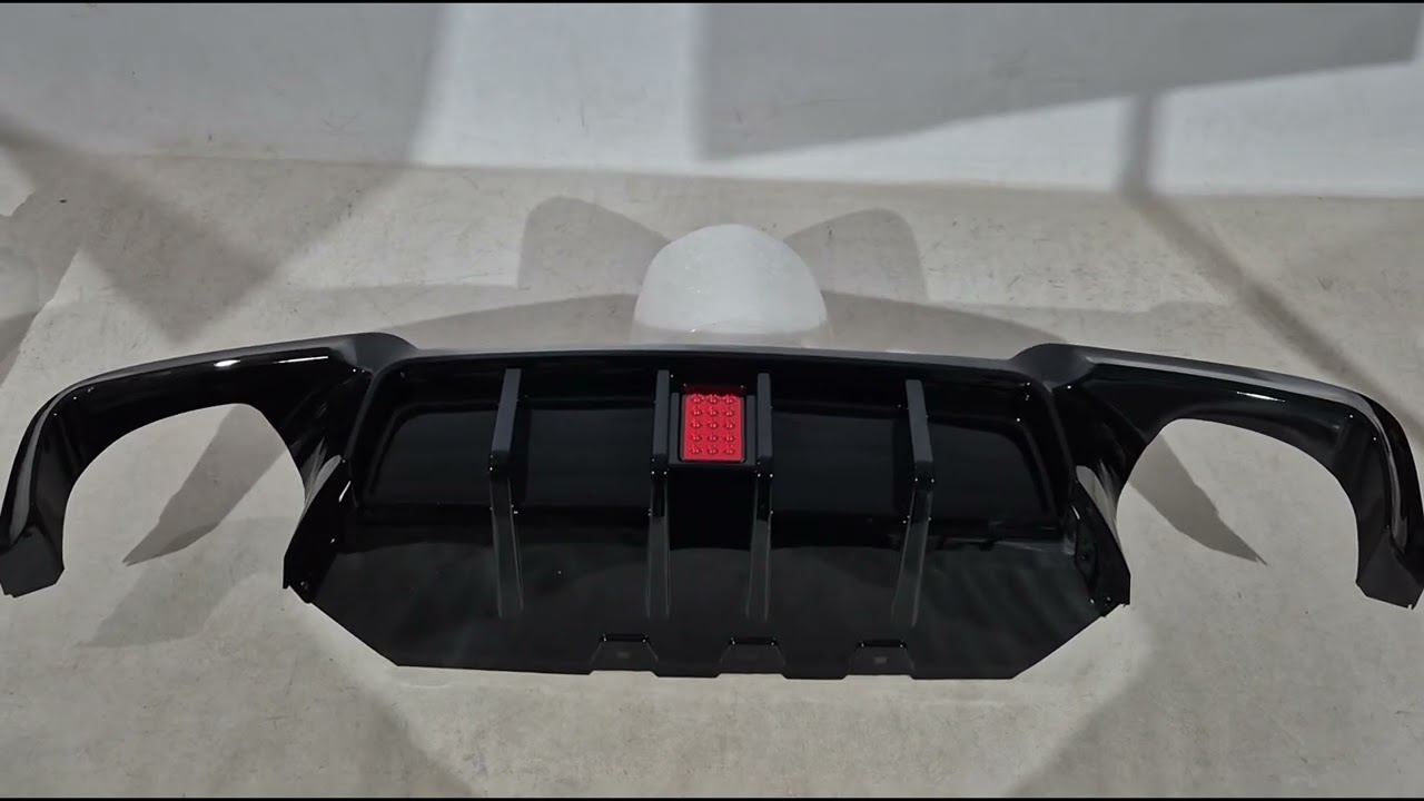 BMW 5 серия F10/F11 2010–2016 гг. Задний диффузор M5-Style LED (для M-Sport, ABS) Video 1