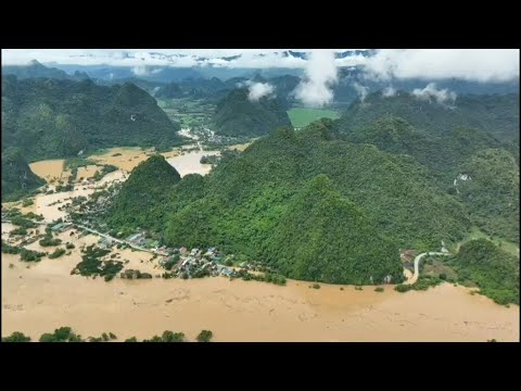 Video Thumbnail: Flooding from storm Wipha cuts off hundreds in Vietnam | AFP