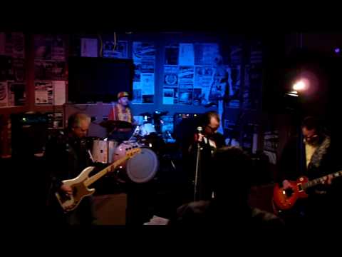 The WotNots (with guest drummer) - Lunchtime Kiss