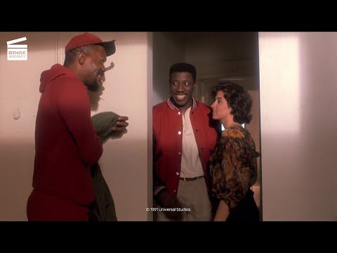 Jungle Fever: Gator meets Angie (HD CLIP)