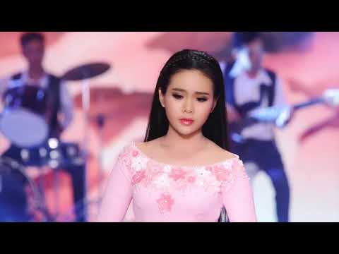 Vùng Lá Me Bay -Quỳnh Trang