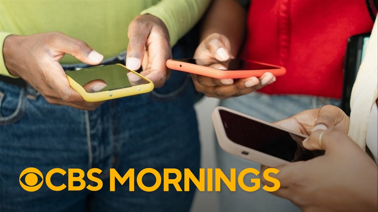 Risks of excessive screen time for adults