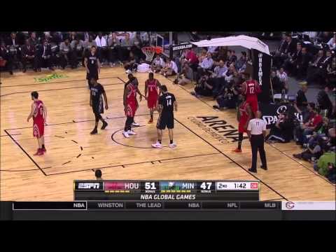 Dwight Howard blocked Andrew Wiggins (11-13-14)