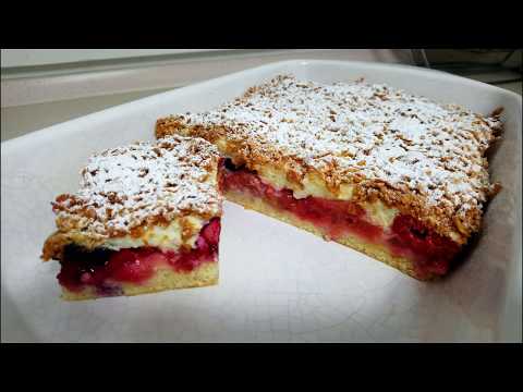 Kruche ciasto z owocami i pianką