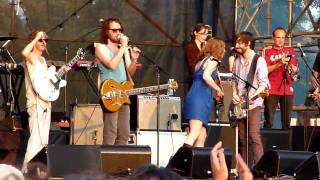 Broken Social Scene - Meet Me in the Basement @ Toronto Island [HD]