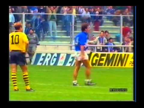 1989 (November 1) Sampdoria (Italy) 2-Dortmund (West Germany) 0 (Cup Winners Cup).avi
