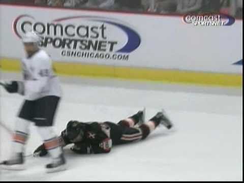Theo Peckham drills Patrick Kane [Dual-Feed]