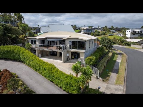 18 Seabreeze Way, Raglan, Waikato, 3 bedrooms, 3浴, House