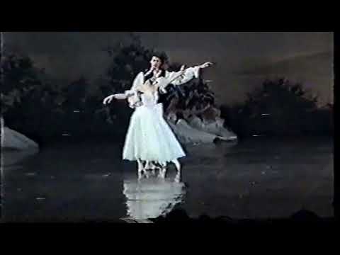 Nikolai Tsiskaridze & Nadezhda Pavlova-Les Sylphides Excerpts