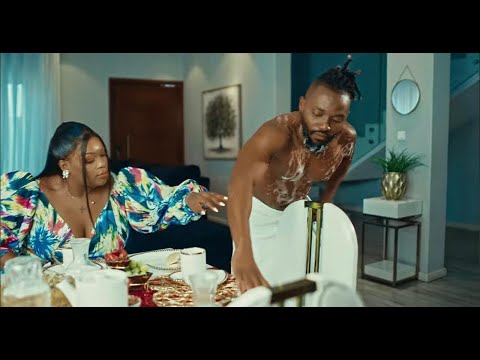 Júlia Duarte - Cão (Video Oficial)