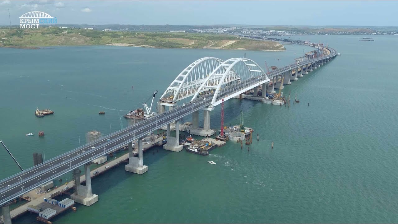 Крымский мост: 27 месяцев строительства за 3 минуты