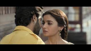 Download lagu Kalank | Zafar and Roop almost kiss | Varun Dhawan | Alia Bhatt | English Translation mp3