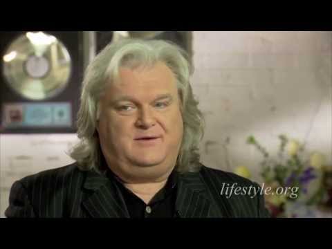 Ricky Skaggs & Sharon White Skaggs talk about when they first met on Mad About Marriage