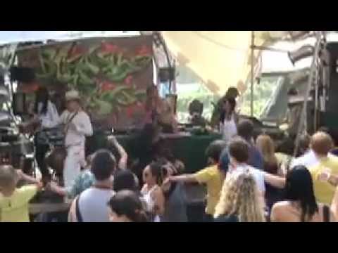 BRAZILBEAT SOUND SYSTEM (Live) @ Rhythm & Vines 09 - part 1