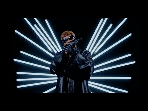 Robinio Mundibu - 1 Jour (Official Video)