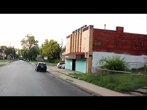 HOODS OF DES MOINES IOWA