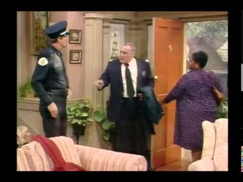 Gimme a Break S1E14 Samantha Steals a Squad Car