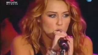 Miley Cyrus My Heart Beats For Love (LIVE in Lisbon) at Rock in Rio